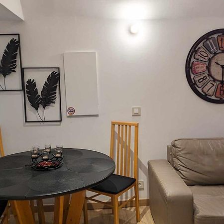 Appartement 30M² Pourrieres Exterior photo